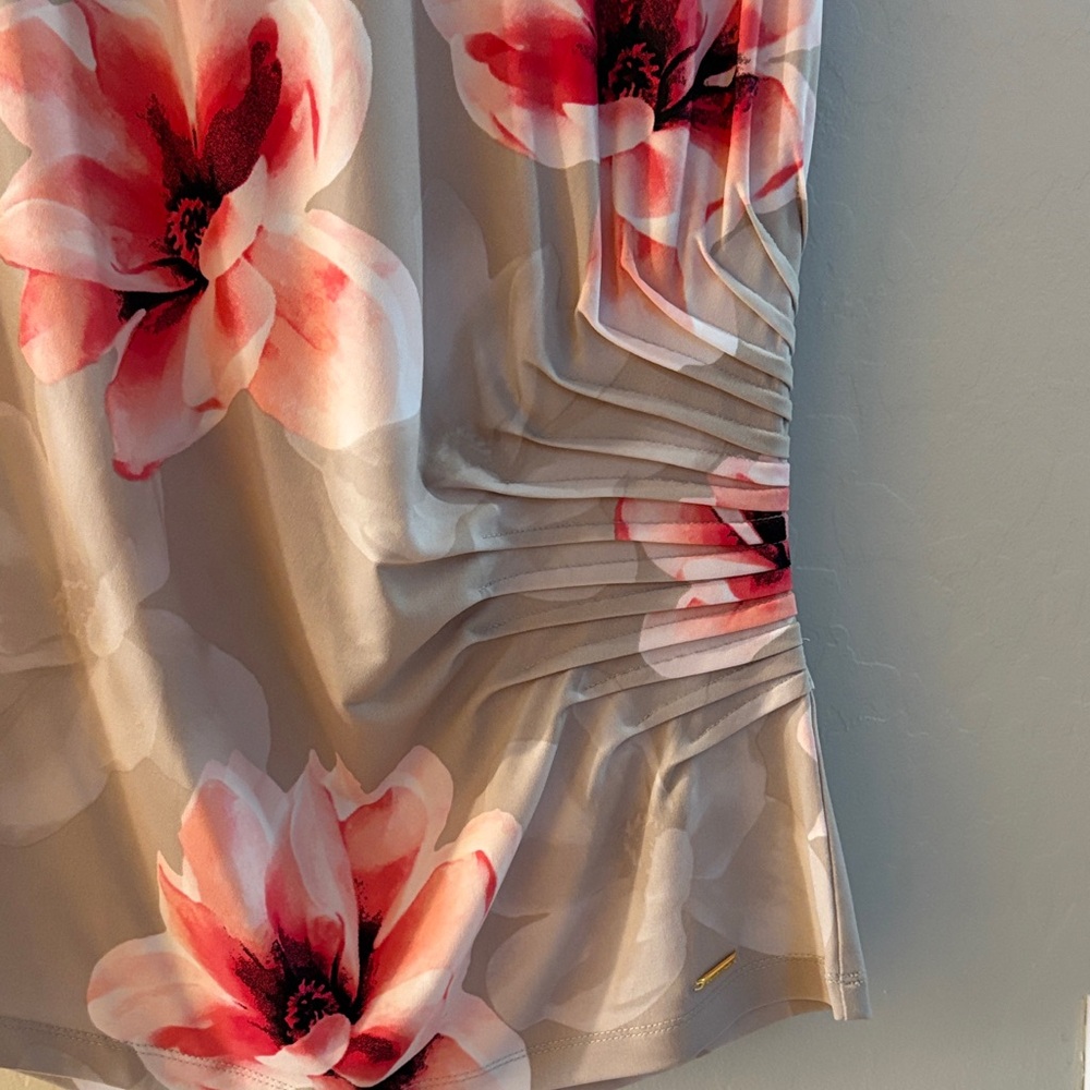 NWT Calvin Klein Floral Blouse - Pink and Cream - Picture 4 of 5